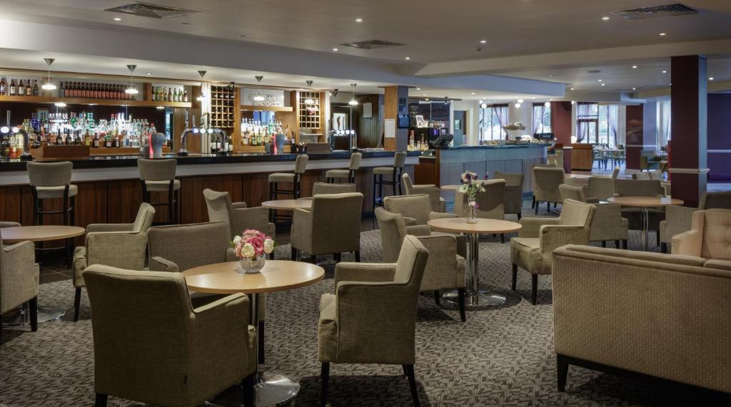 Delta Hotels By Marriott Warwick Warwick  Exterior foto
