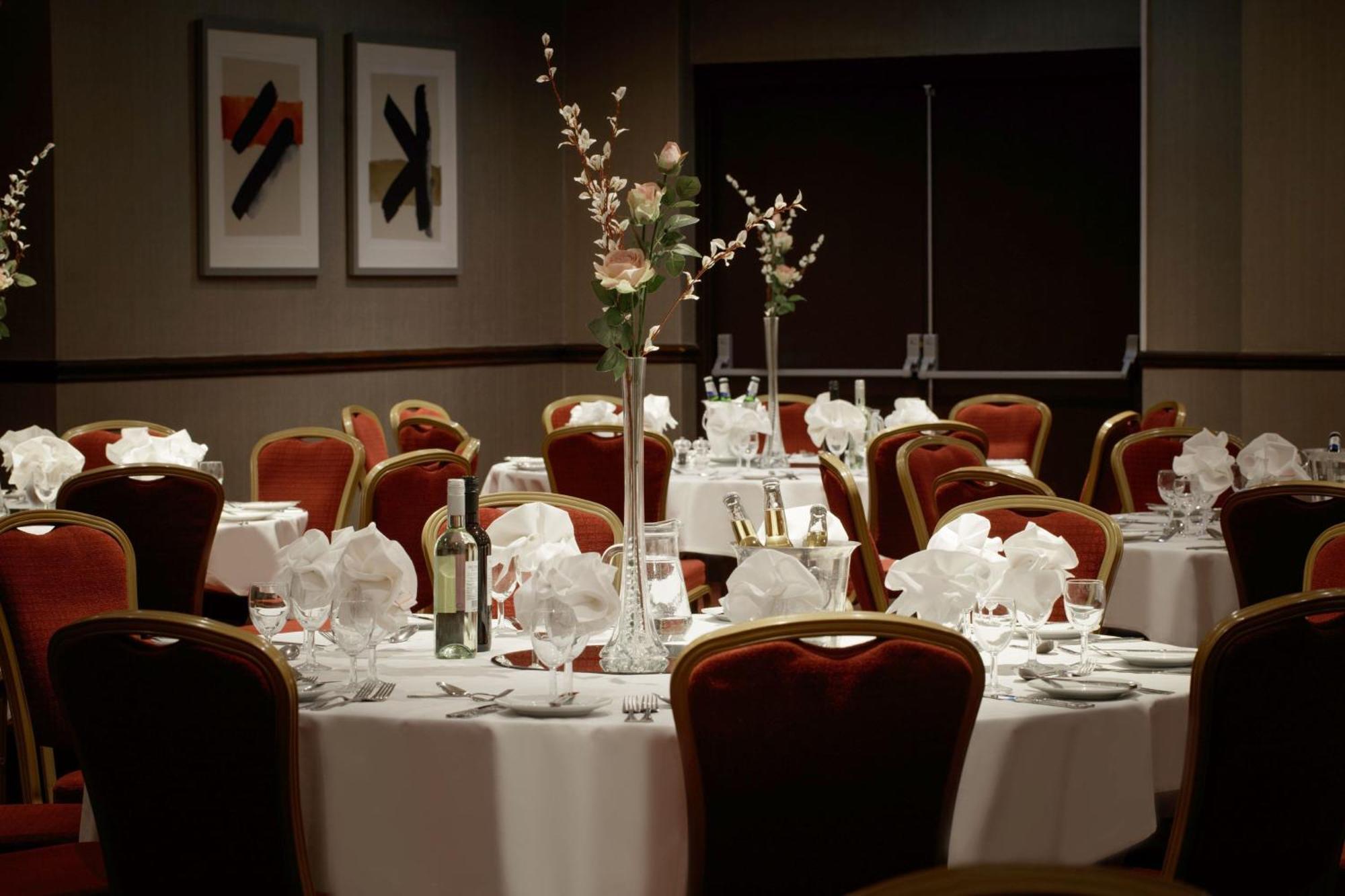 Delta Hotels By Marriott Warwick Warwick  Exterior foto